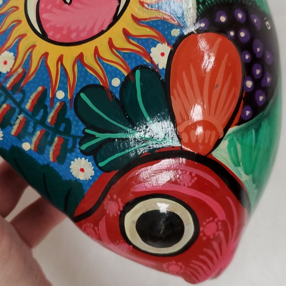 Vintage Talavera handmade and hand painted red ware fish art piece - Picture 3 of 10